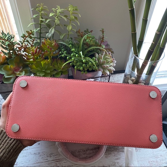 ‼️SOLD‼️ Michael Kors Satchel Bag in Grapefruit - Picture 9 of 12